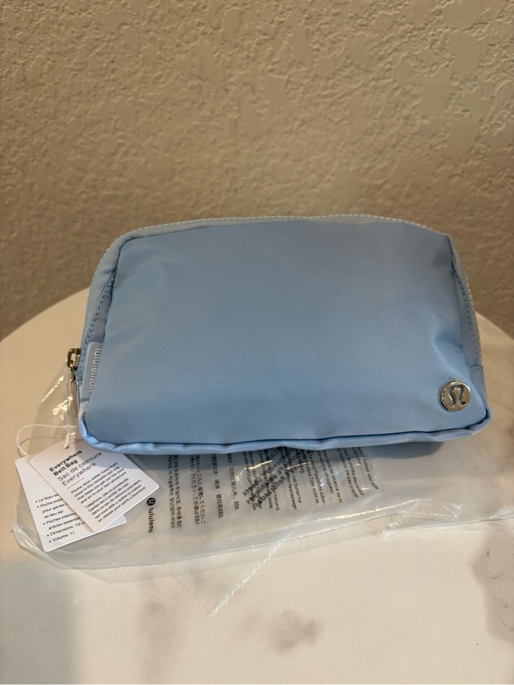 Lululemon Everywhere Belt Bag NWT